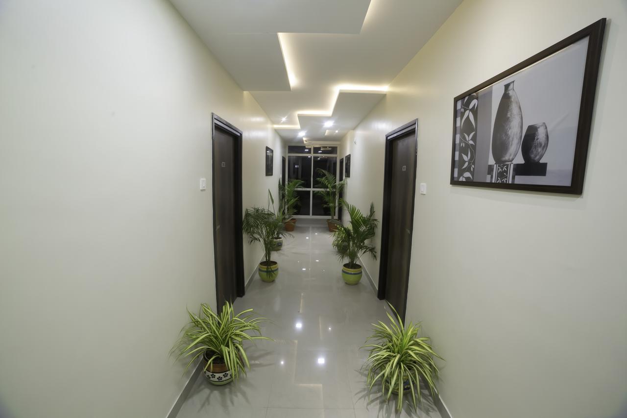 Our Nest Banjara Hotel Hyderabad Exterior foto